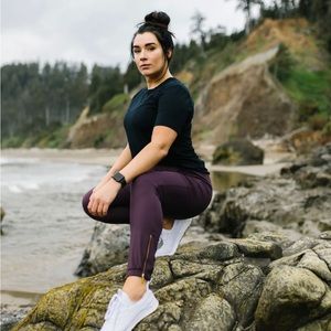 NWOT ZYIA Active Fig Peak Zippered Joggers